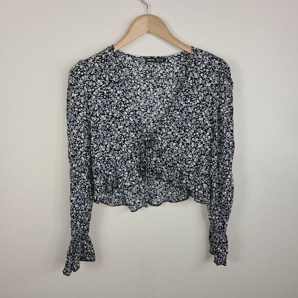 Shein Boho Ditzy Daisy Print Crop Front Tie Shirt (M) - Picture 1 of 8
